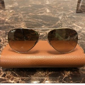 Ray Ban Aviator Sunglasses